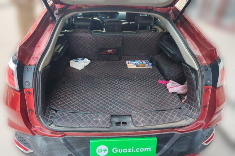 Used Venucia T90 2018 1.4T Manual Smart Connect ZhiShang Edition China V Standard Trunk