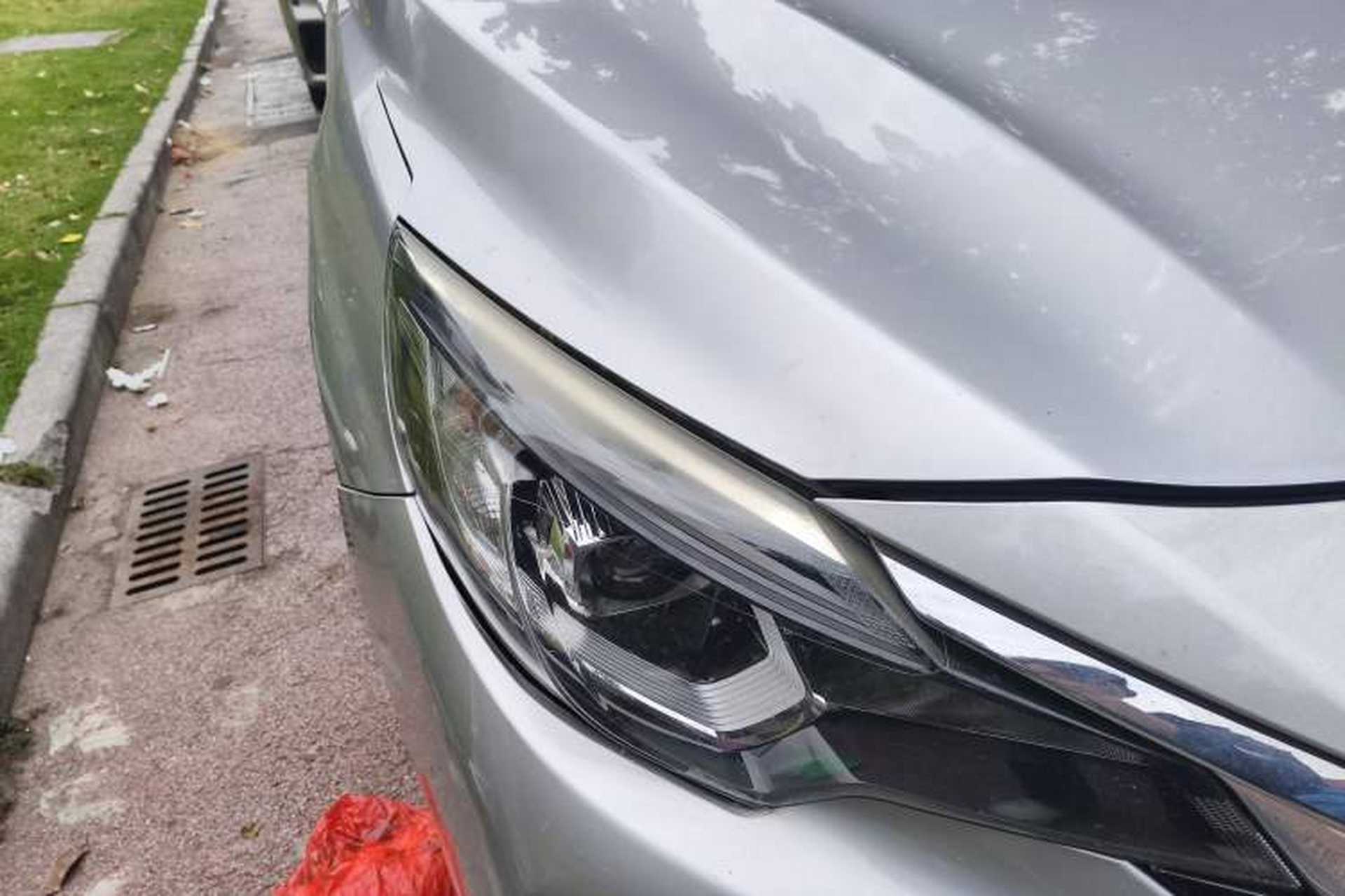 Used Venucia T90 2018 2.0L CVT Smart Connect Luxury Edition China V Standard Right Front Headlight