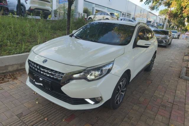 Used Venucia T90 2018 2.0L CVT Smart Connect Luxury Edition China V Standard