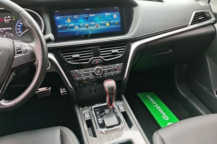 Used Venucia T90 2018 2.0L CVT Smart Connect Luxury Edition China V Standard Audio And AC Panel