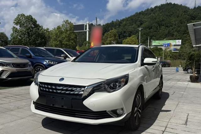 Used Venucia T90 2018 2.0L CVT Smart Connect Luxury Edition China V Standard