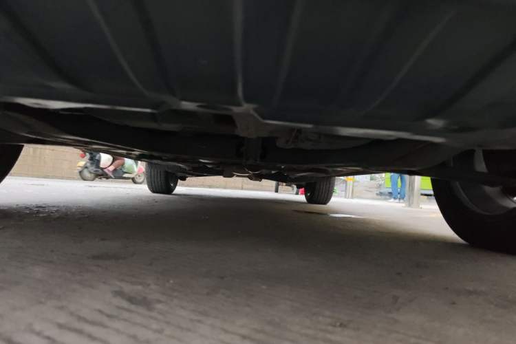 Used Venucia T90 2018 2.0L CVT Smart Connect Luxury Edition China V Standard Chassis Front