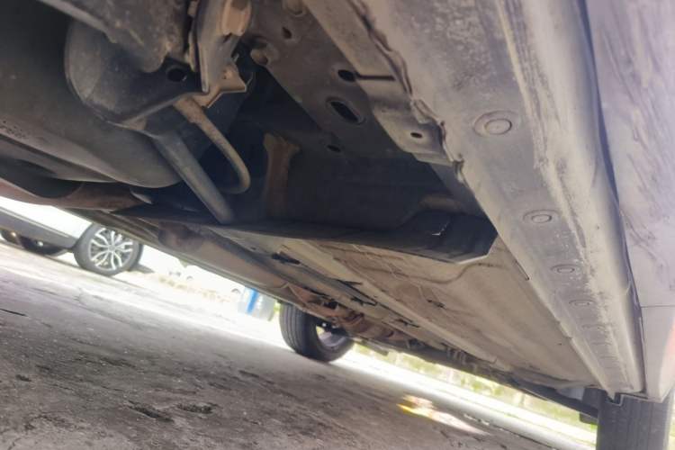 Used Venucia T90 2018 2.0L CVT Smart Connect Luxury Edition China V Standard Chassis Rear Right