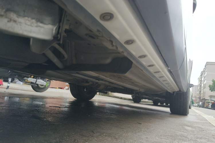 Used Venucia T90 2018 2.0L CVT Smart Connect Luxury Edition China V Standard Chassis Rear Right