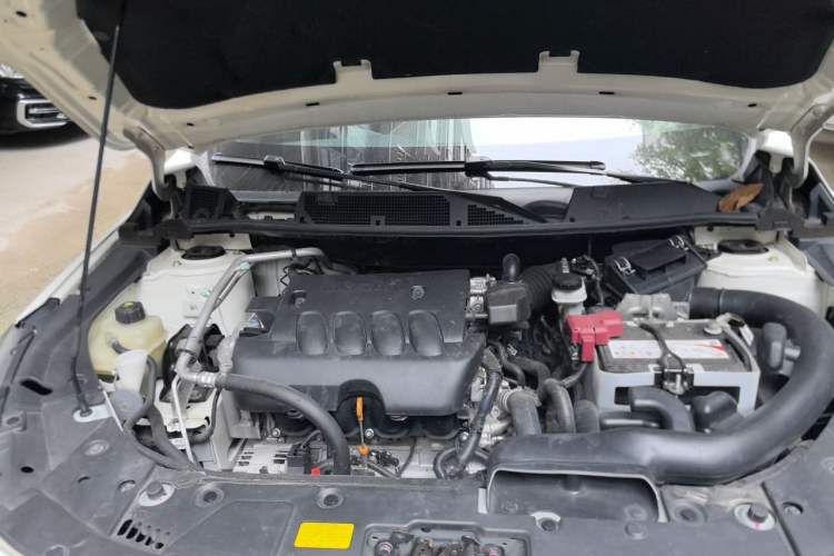 Used Venucia T90 2018 2.0L CVT Smart Connect Luxury Edition China V Standard Engine Bay