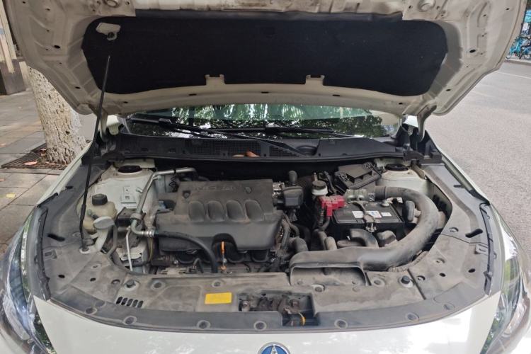 Used Venucia T90 2018 2.0L CVT Smart Connect Luxury Edition China V Standard Engine Bay