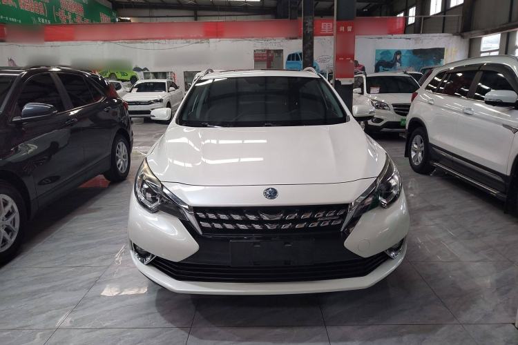 Used Venucia T90 2018 2.0L CVT Smart Connect Luxury Edition China V Standard Exterior 1
