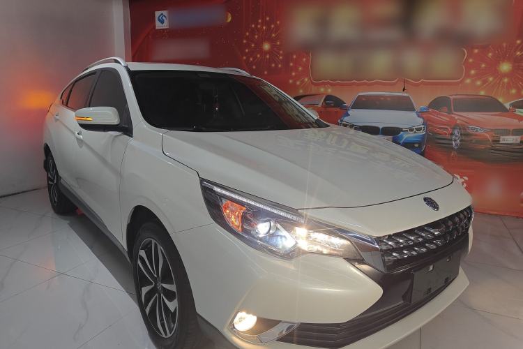 Used Venucia T90 2018 2.0L CVT Smart Connect Prestige Version China VI Standard Exterior 1