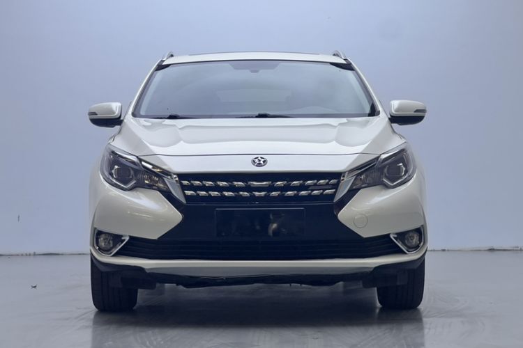 Used Venucia T90 2018 2.0L CVT Smart Connect Prestige Version China VI Standard Exterior 13