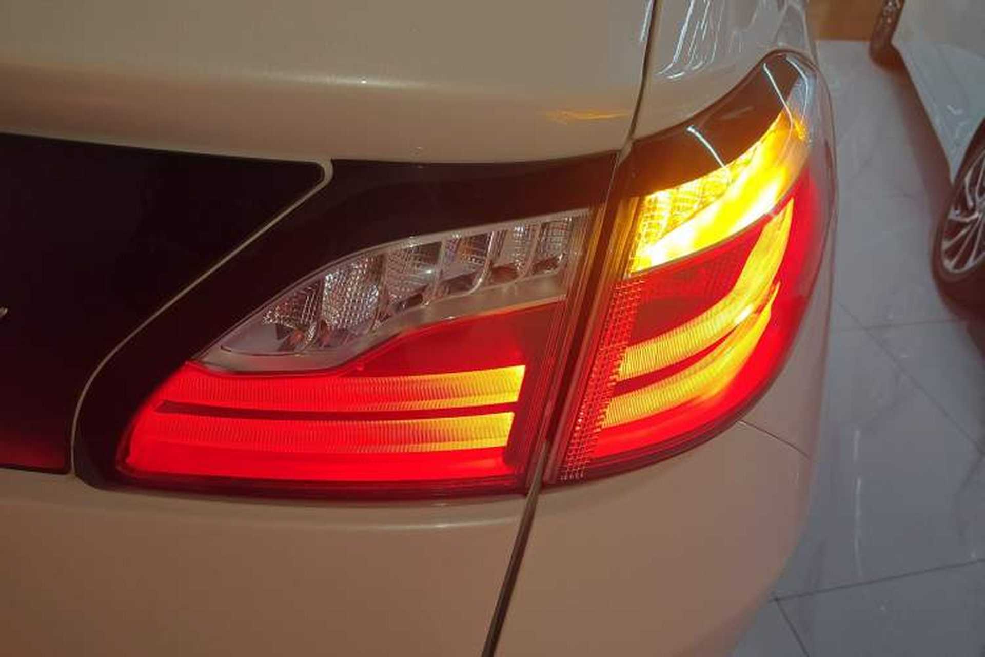 Used Venucia T90 2018 2.0L CVT Smart Connect Prestige Version China VI Standard Exterior 3
