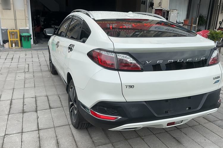Used Venucia T90 2018 2.0L CVT Smart Connect Luxury Edition China V Standard Exterior 3