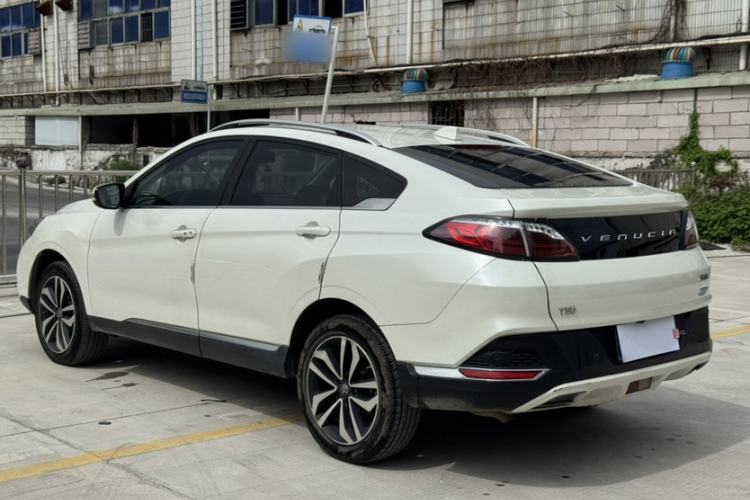 Used Venucia T90 2018 2.0L CVT Smart Connect Prestige Version China VI Standard Exterior 3