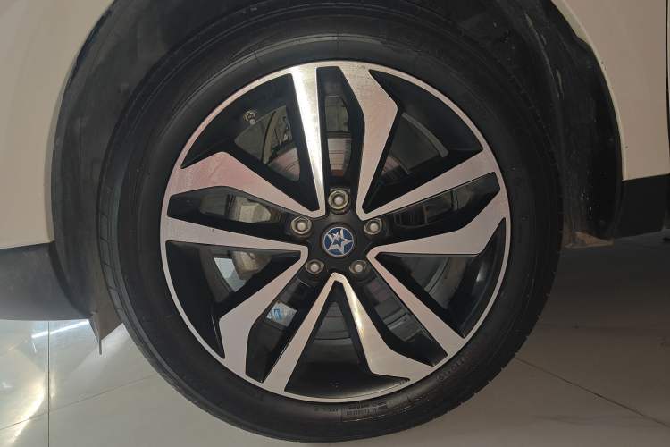 Used Venucia T90 2018 2.0L CVT Smart Connect Prestige Version China VI Standard Exterior 4