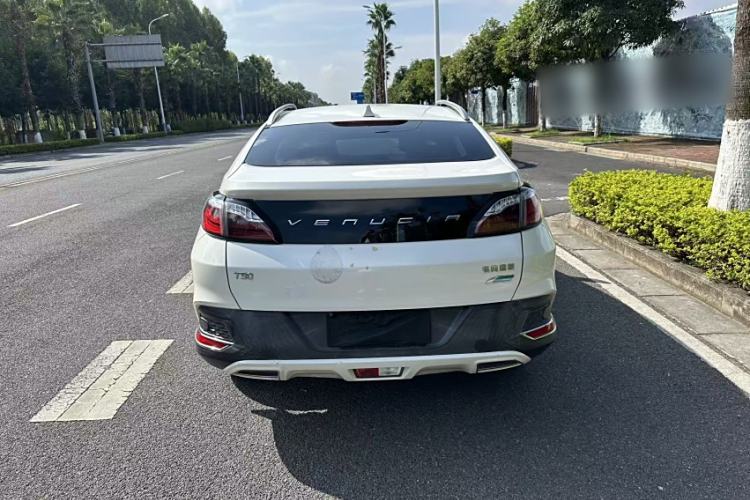 Used Venucia T90 2018 2.0L CVT Smart Connect Luxury Edition China V Standard Exterior 4