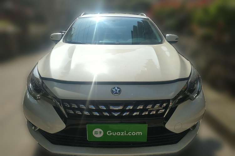 Used Venucia T90 2018 2.0L CVT Smart Connect Prestige Version China VI Standard Front