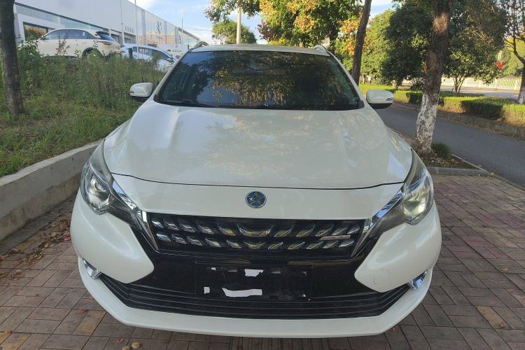 Used Venucia T90 2018 2.0L CVT Smart Connect Luxury Edition China V Standard Front