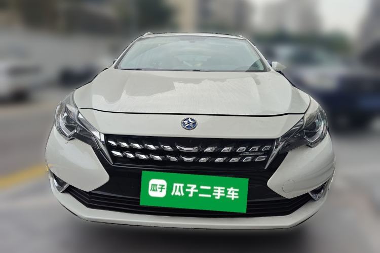 Used Venucia T90 2018 2.0L CVT Smart Connect Luxury Edition China V Standard Front