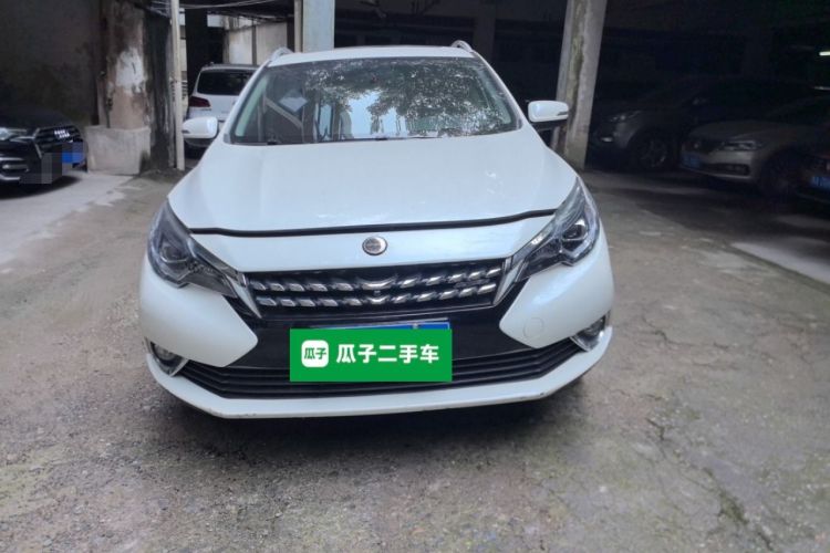 Used Venucia T90 2018 2.0L CVT Smart Connect Luxury Edition China V Standard Front