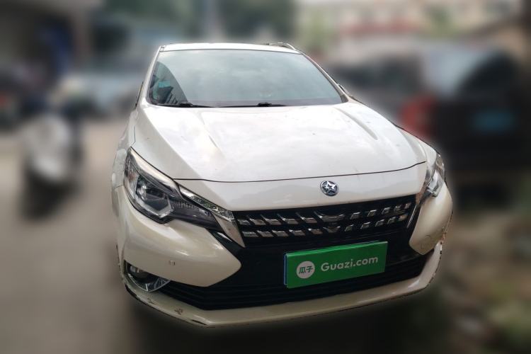 Used Venucia T90 2018 2.0L CVT Smart Connect Luxury Edition China V Standard Front