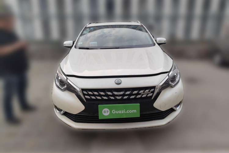 Used Venucia T90 2018 2.0L CVT Smart Connect Leading Edition China V Standard Front