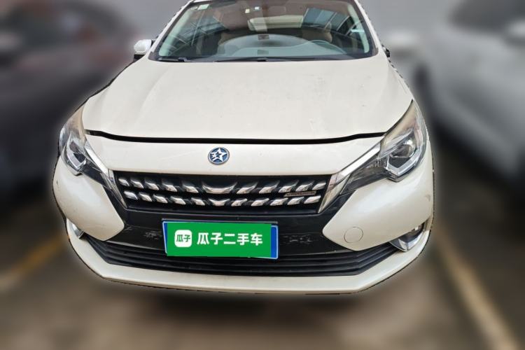Used Venucia T90 2018 2.0L CVT Smart Connect Luxury Edition China V Standard Front