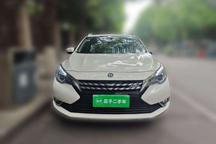 Used Venucia T90 2018 2.0L CVT Smart Connect Luxury Edition China V Standard Front