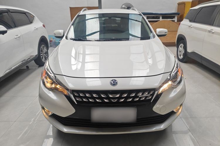 Used Venucia T90 2018 2.0L CVT Smart Connect Fashion Edition China VI Standard Front
