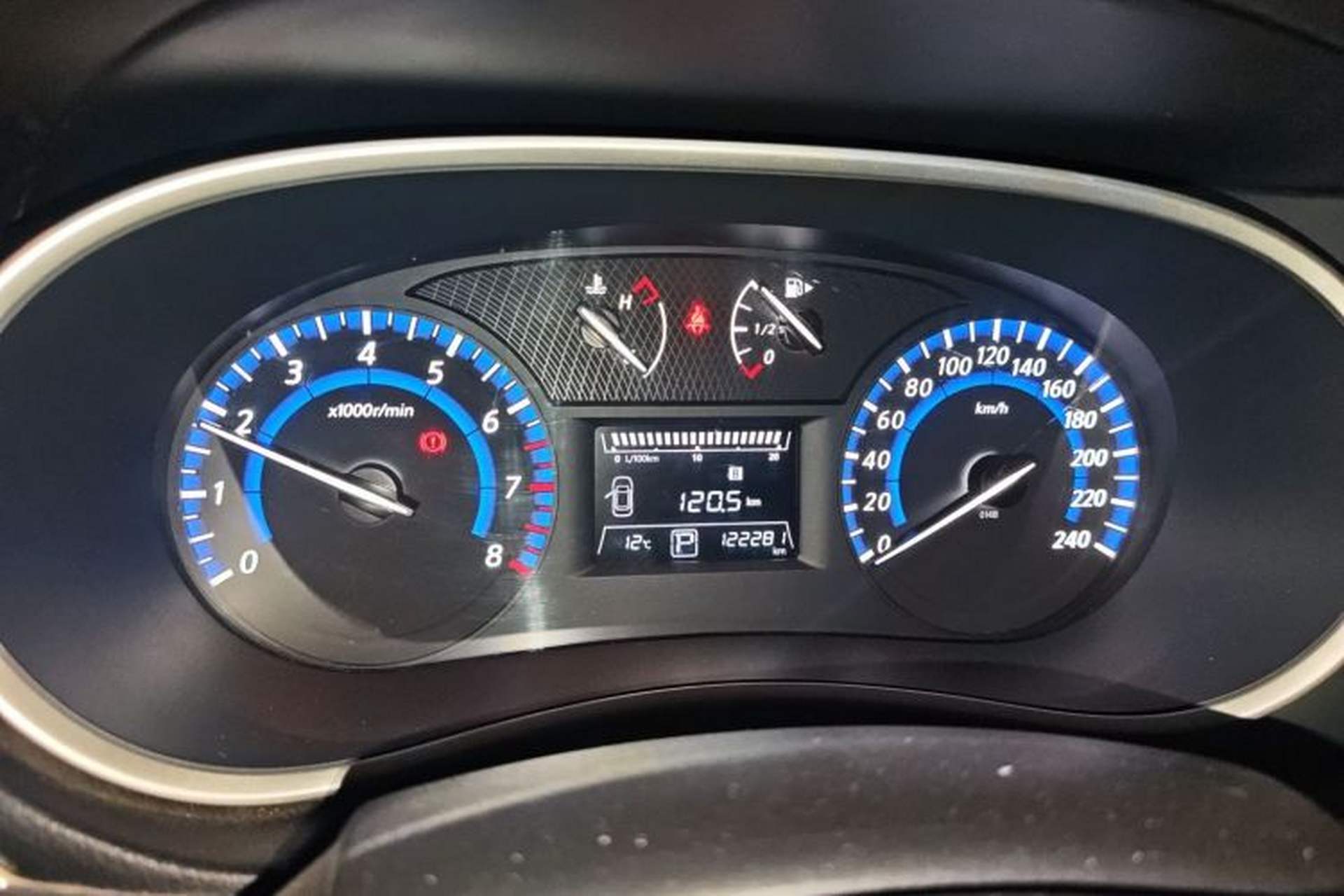 Used Venucia T90 2018 2.0L CVT Smart Connect Fashion Edition China V Standard Instrument Cluster
