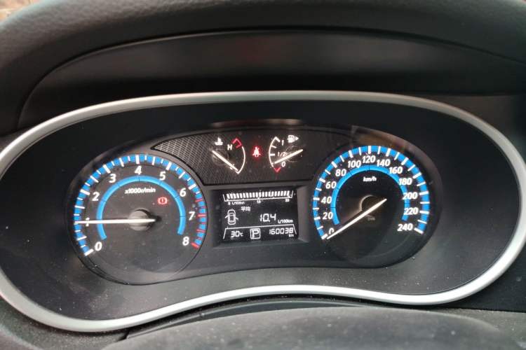 Used Venucia T90 2018 2.0L CVT Smart Connect Luxury Edition China V Standard Instrument Cluster