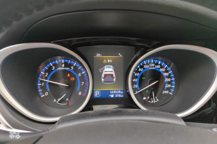 Used Venucia T90 2018 2.0L CVT Smart Connect Leading Edition China V Standard Instrument Cluster