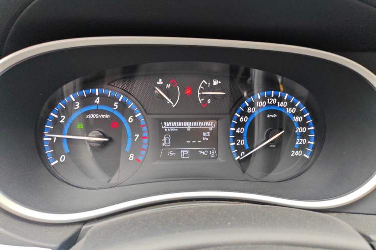 Used Venucia T90 2018 2.0L CVT Smart Connect Prestige Version China VI Standard Instrument Cluster