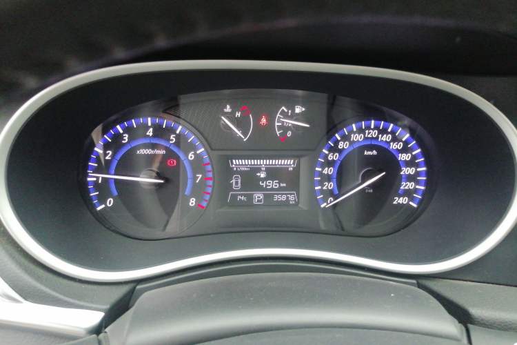 Used Venucia T90 2018 2.0L CVT Smart Connect Luxury Edition China V Standard Instrument Cluster