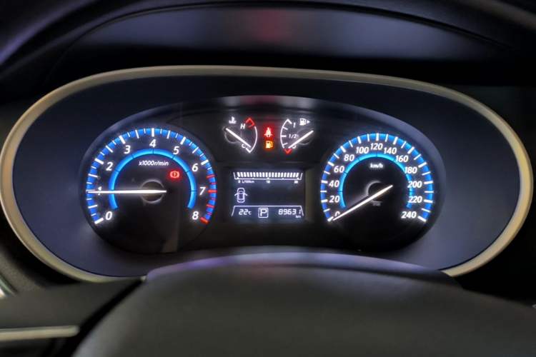 Used Venucia T90 2018 2.0L CVT Smart Connect Fashion Edition China V Standard Instrument Cluster