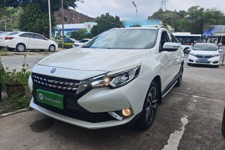 Used Venucia T90 2018 2.0L CVT Smart Connect Prestige Version China VI Standard Guazi used car, China used car export, Used car for sale, Used  cars, Cheapest cars for sale
