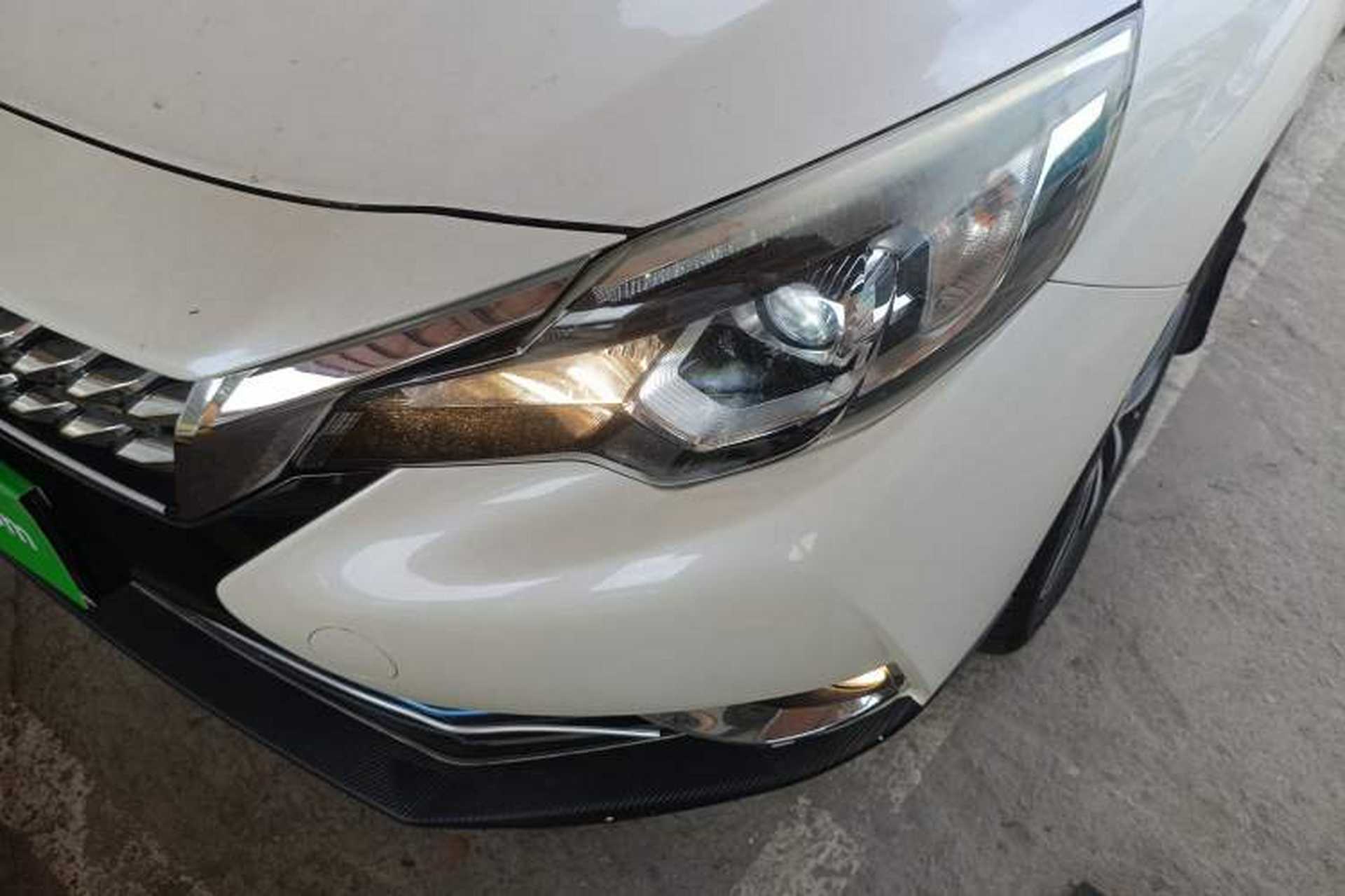 Used Venucia T90 2018 2.0L CVT Smart Connect Luxury Edition China V Standard Left Front Headlight