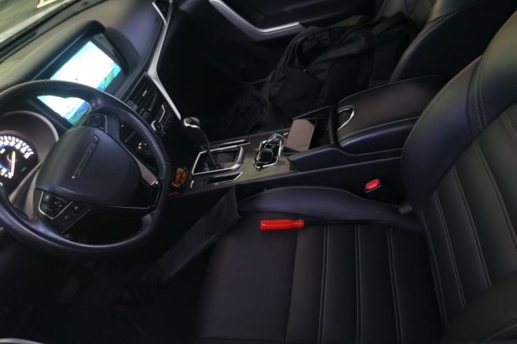 Used Venucia T90 2018 2.0L CVT Smart Connect Luxury Edition China V Standard Left Front Seat