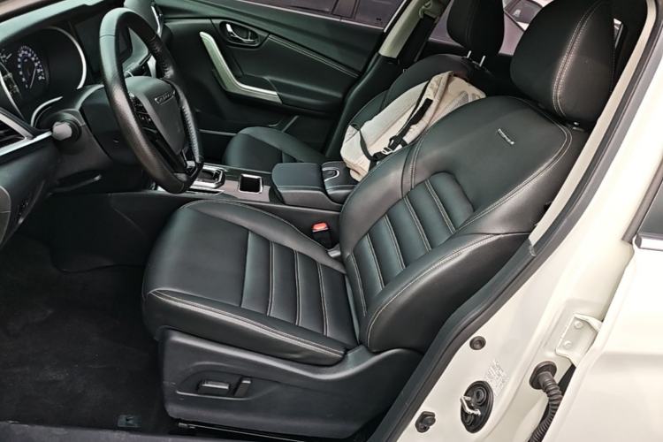 Used Venucia T90 2018 2.0L CVT Smart Connect Luxury Edition China V Standard Left Front Seat