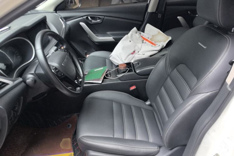 Used Venucia T90 2018 2.0L CVT Smart Connect Luxury Edition China V Standard Left Front Seat