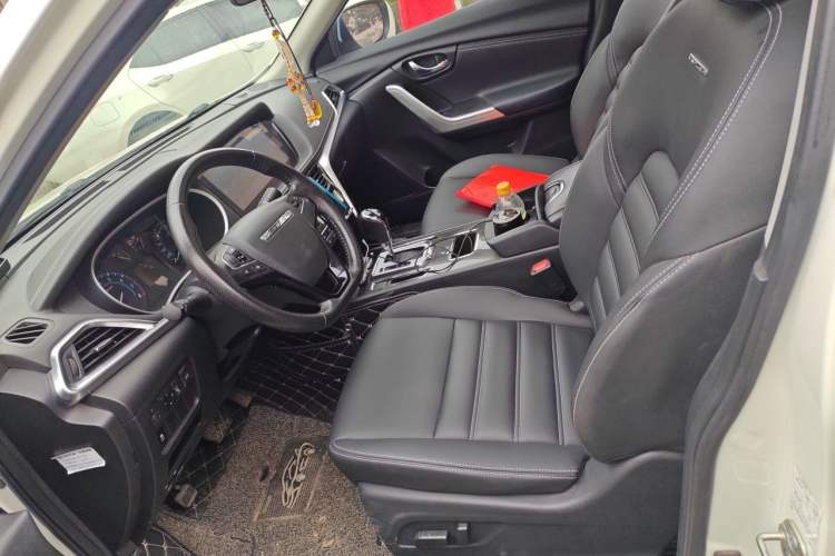Used Venucia T90 2018 2.0L CVT Smart Connect Prestige Version China VI Standard Left Front Seat