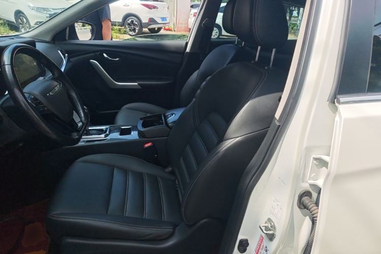 Used Venucia T90 2018 2.0L CVT Smart Connect Prestige Version China VI Standard Left Front Seat