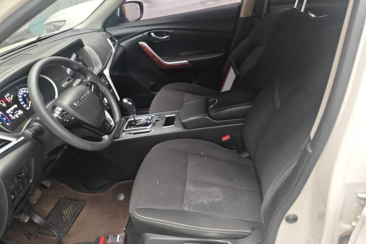 Used Venucia T90 2018 2.0L CVT Smart Connect Fashion Edition China VI Standard Left Front Seat