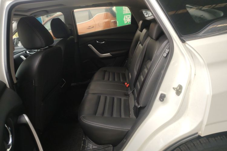 Used Venucia T90 2018 2.0L CVT Smart Connect Luxury Edition China V Standard Left Rear Seat