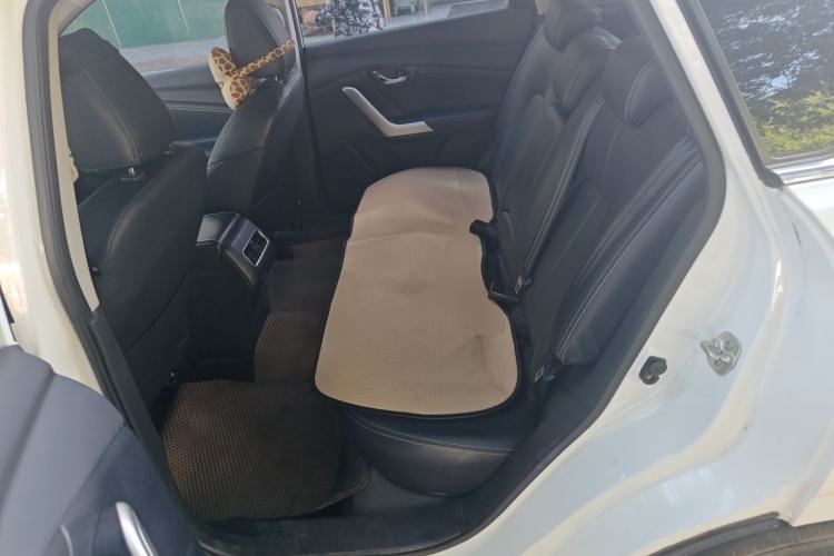 Used Venucia T90 2018 1.4T Manual Smart Connect Style Version China V Standard Left Rear Seat