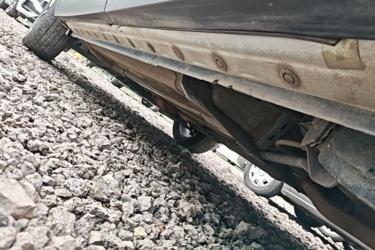 Used Venucia T90 2018 2.0L CVT Smart Connect Luxury Edition China V Standard Left Side Sill