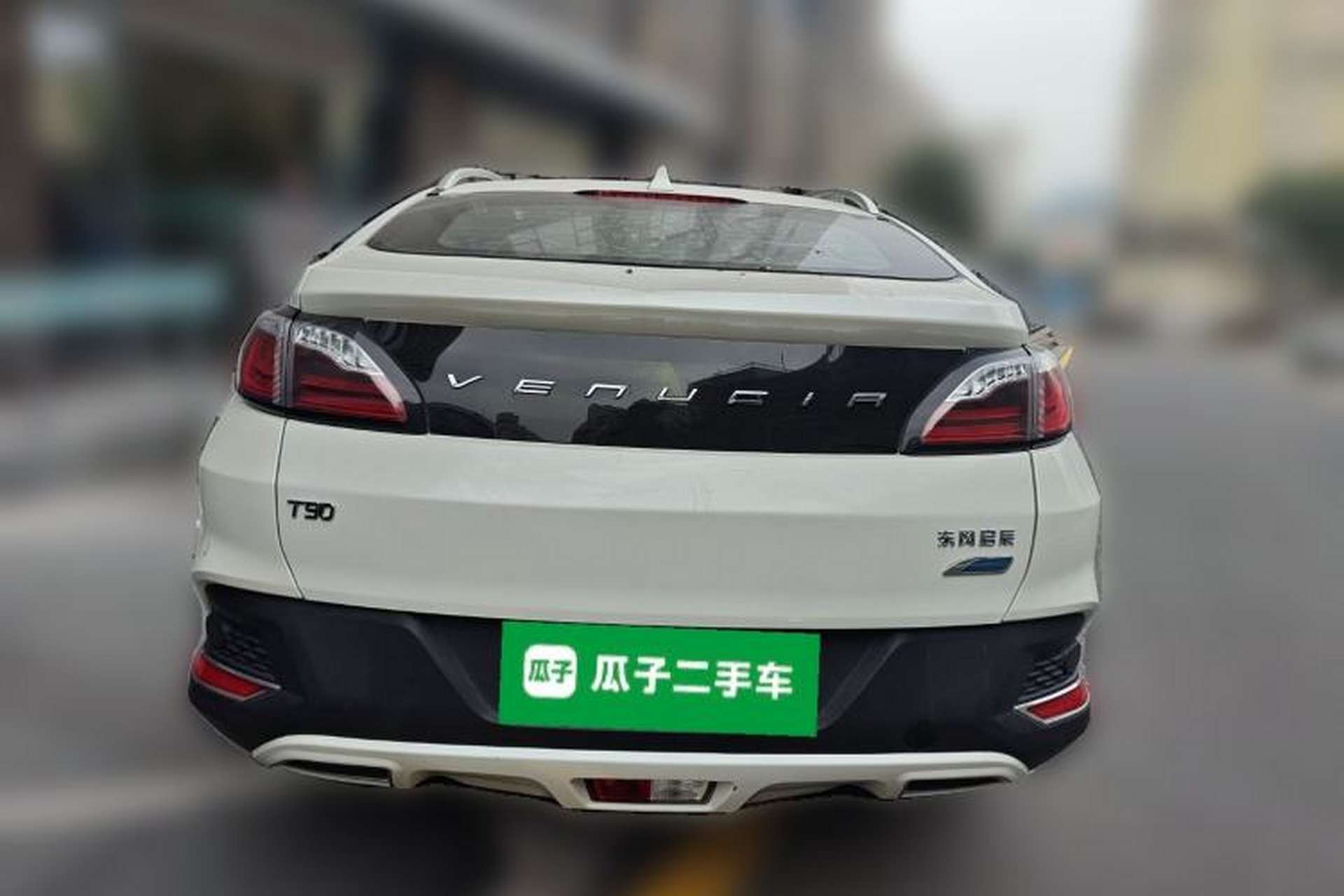 Used Venucia T90 2018 2.0L CVT Smart Connect Luxury Edition China V Standard Rear