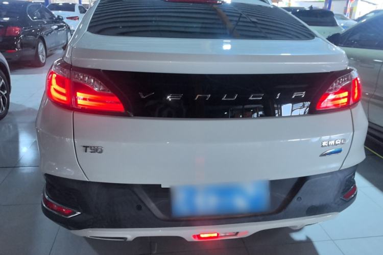 Used Venucia T90 2018 2.0L CVT Smart Connect Luxury Edition China V Standard Rear