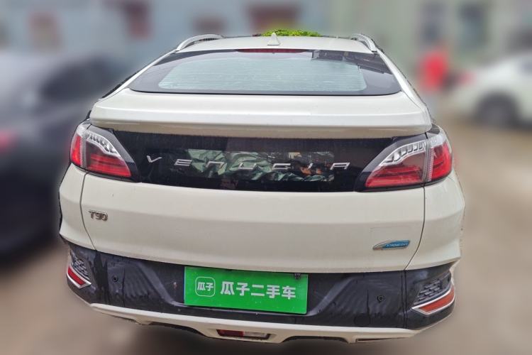 Used Venucia T90 2018 2.0L CVT Smart Connect Prestige Version China VI Standard Rear