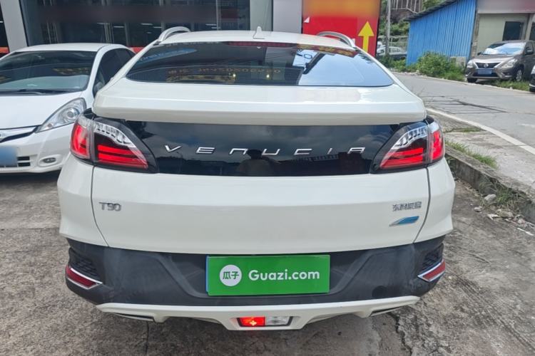 Used Venucia T90 2018 2.0L CVT Smart Connect Prestige Version China VI Standard Rear