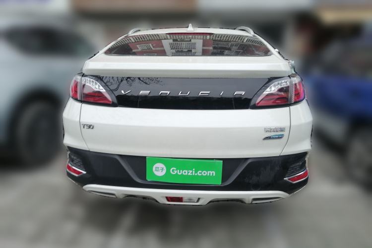 Used Venucia T90 2018 2.0L CVT Smart Connect Luxury Edition China V Standard Rear