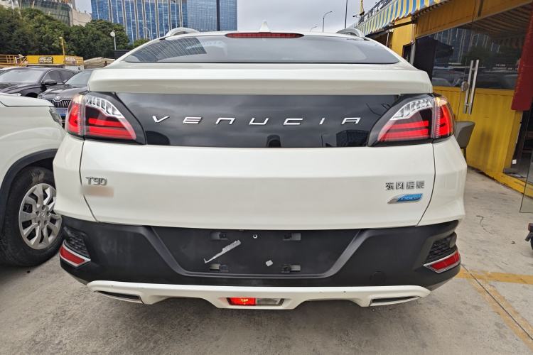 Used Venucia T90 2018 2.0L CVT Smart Connect Luxury Edition China V Standard Rear